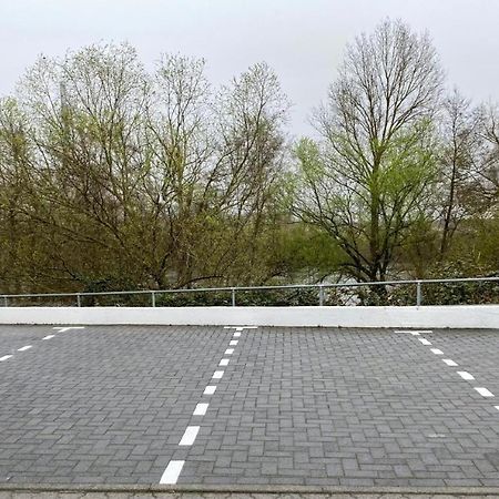 River View Near Frankfurt -- 3 Zimmer -- 4 Betten Und 1 Groesse Schlafcouch Hainburg Luaran gambar
